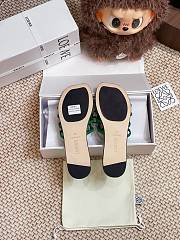 LOEWE Petal Anagram leather slides green - 4