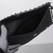 Valentino Garavani Rockstud Envelope Clutch Bag black size 23x16x1cm - 5