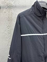 Balenciaga Windbreaker black - Unisex - 4