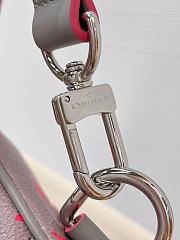 Louis Vuitton Keepall Bandoulière 35 pink bag size 35x21x16 cm - 5