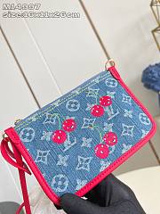 Louis Vuitton Neverfull cherry bag size 16x11x26cm - 4