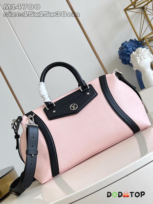 Louis Vuitton Baby pink bag size  15 x 15 x 38cm - 1