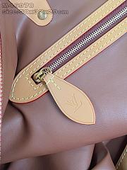 Louis Vuitton M11563 Speedy P9 Bandoulière 40 Agate Pink bag size 50 x 32 x 29 cm - 3