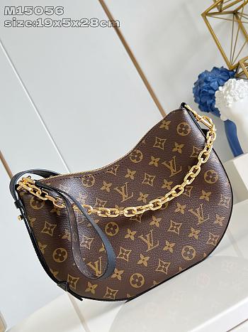 Louis Vuitton M15056 Cookie BB bag size 19x5x28cm