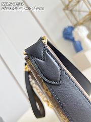 Louis Vuitton M15056 Cookie BB bag size 19x5x28cm - 3