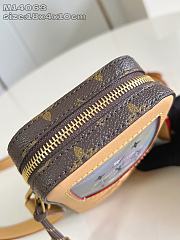 Louis Vuitton M14063 mobile phone bag size 18x4x10cm - 4