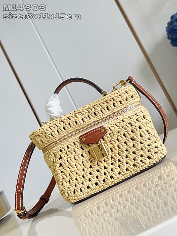 Louis Vuitton M14303 Vanity Chain Pouch size 6x11x19cm
