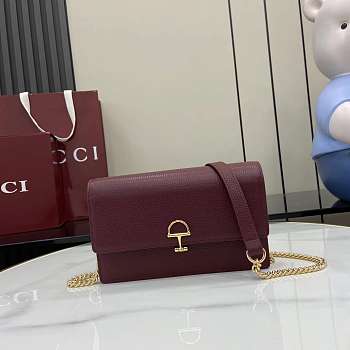 Gucci clutch bag red size 20x13x6cm