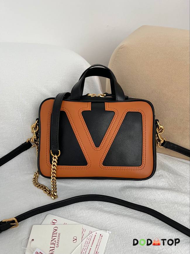Valentino Garavani Viva Superstar Small Duffle Bag brown size 23x16x8cm - 1