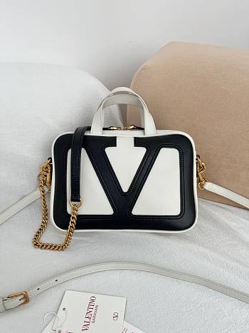 Valentino Garavani Viva Superstar Small Duffle Bag white size 23x16x8cm