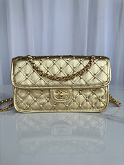 Chanel gold bag size 25X15X8 cm - 1