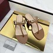 Women's thong sandal with Horsebit brown - 6
