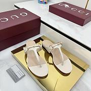 Women's thong sandal with Horsebit white - 6
