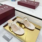 Women's thong sandal with Horsebit white - 2