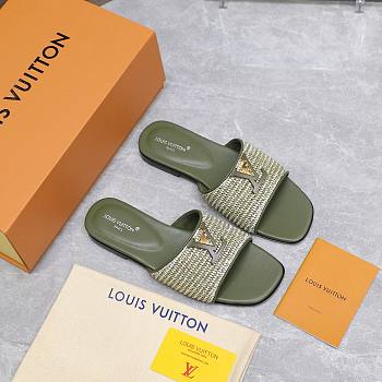 Louis Vuitton 1AHLX6 LV Mare Flat Mule green