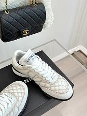 Chanel sneaker Logo - 4