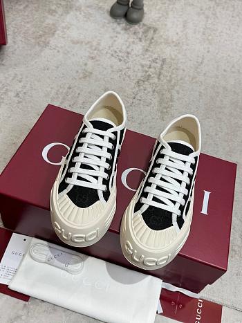 Gucci Baskets massives pour femme sneaker black