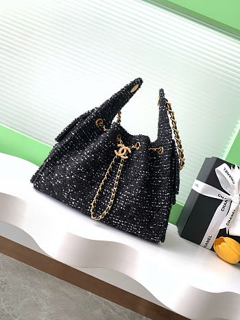 Chanel 25 tweed black bag size 40x30x15 cm