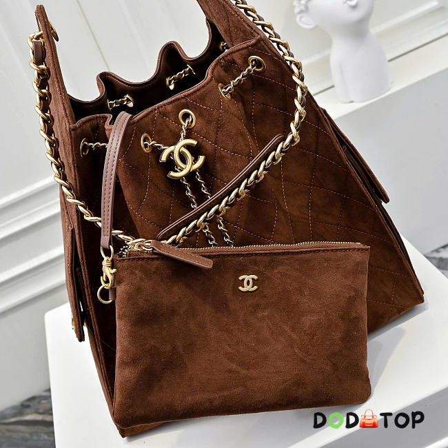 Chanel 25 brown suede bag size 40x30x15 cm - 1