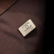 Chanel 25 brown suede bag size 40x30x15 cm - 5