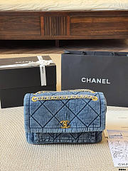 Chanel vintage denim bag size 32cm - 4
