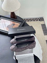 Chanel gray ballet flats - 1
