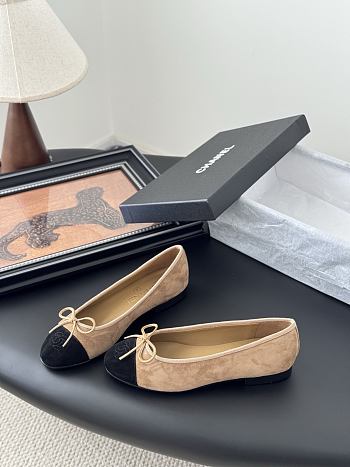Chanel brown suede ballet flats