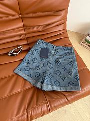 LV women's shorts  - 4
