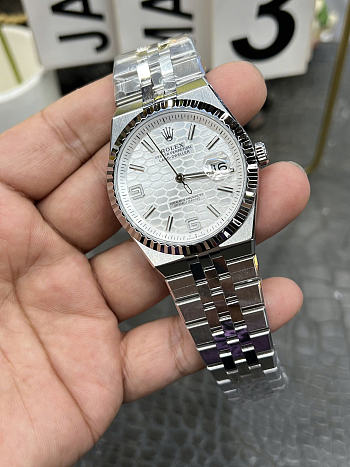 Rolex Land-Dweller Platinum with Ice white Dial and Honeycomb Pattern 36mm