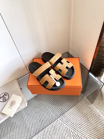 Hermes Cyprus sandals Ostrich leather brown