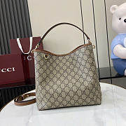 Gucci GG Emblem Shoulder Bag Brown Size 25x 25x 15.5cm - 4