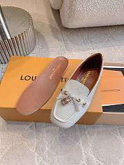 Louis Vuitton Flore Car Shoe calfskin white  - 2