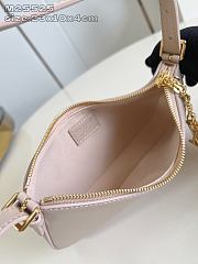 Louis Vuitton M25784 Pochette LV Bloom beige bag size 23 x 10 x 4 cm - 3
