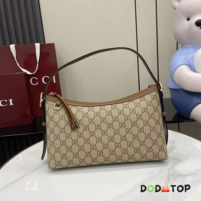 GG Emblem medium shoulder brown bag size 30x19x10cm - 1