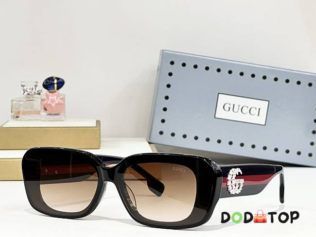Gucci Sunglasses 22 - 1