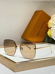 LV Sunglasses 30 - 2