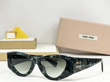 Miumiu Sunglasses 16