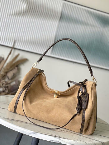 Louis Vuitton M26451 Express Travel bag size 20 x 27 x 45 