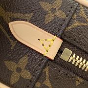 Louis vuitton Hang On bag size 11.5 x 6.5 x 26cm - 3