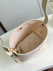 Louis Vuitton All In BB Monogram Dream bag size 16x12x18cm - 5
