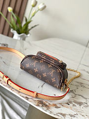 Louis Vuitton M13449 Mini Bumbag LV x TM size 17 x 12 x 9.5 cm - 4