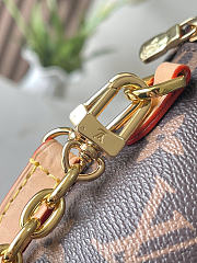 Louis Vuitton M13449 Mini Bumbag LV x TM size 17 x 12 x 9.5 cm - 3