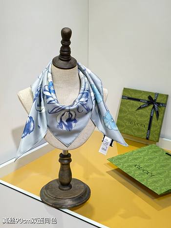 Gucci scarf - 124