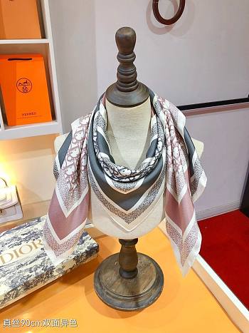 Dior scarf - 133