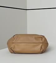 Fendi spy logo bag beige size 32x12x18cm - 5