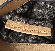 Fendi spy logo bag beige size 32x12x18cm - 3