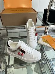 Louis Vuitton Time Out Sneaker cherry white - 3