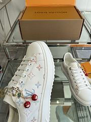 Louis Vuitton Time Out Sneaker white - 02 - 4