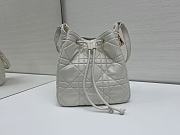 Dior D-Motion white bag size 23 x 24 x 13cm - 1