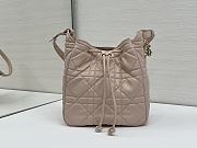 Dior D-Motion pink bag size 23 x 24 x 13cm - 1